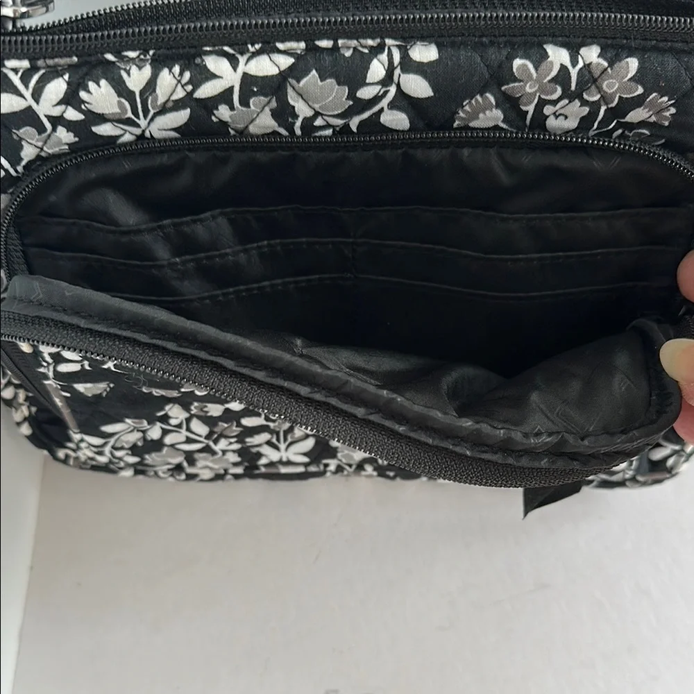 Vera Bradley Black and White Crossbody Bag with Floral Pattern - Picture 4 of 6